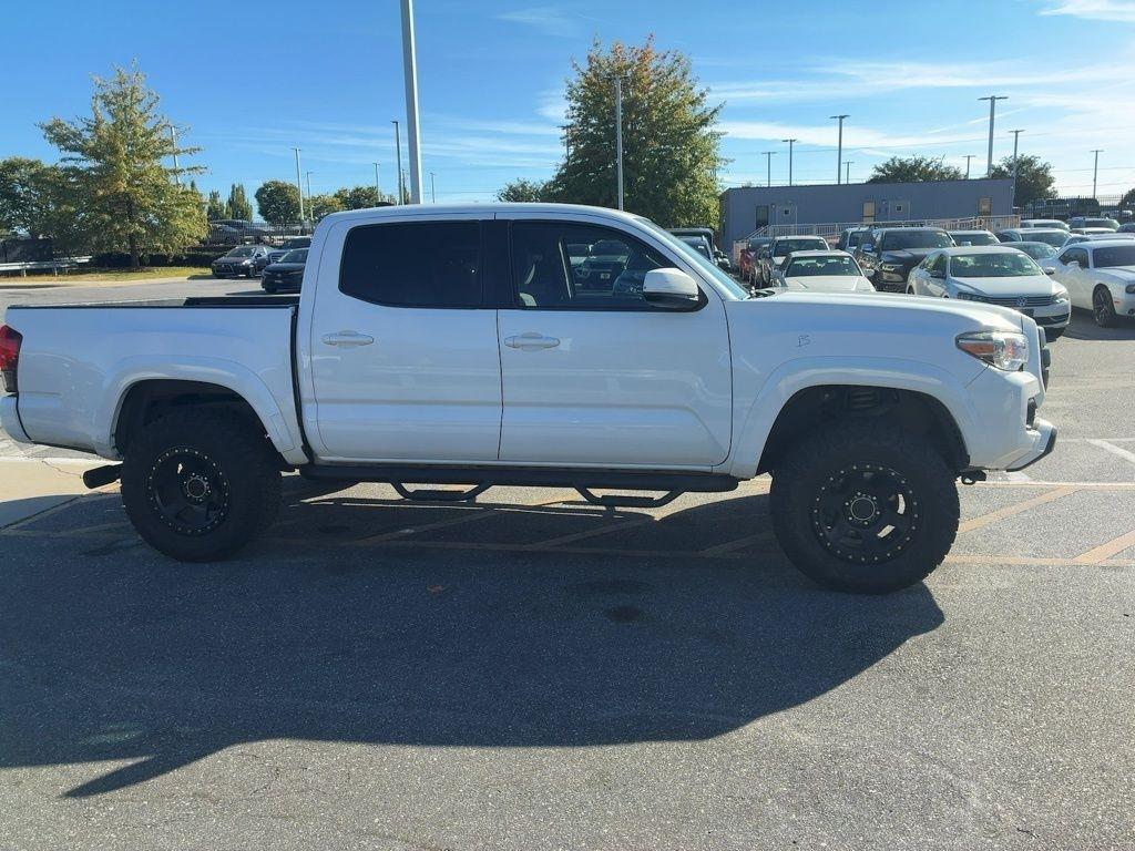 Toyota Tacoma 2WD TRD Off Road Double Cab 5' Bed V6 AT (Natl) 2019