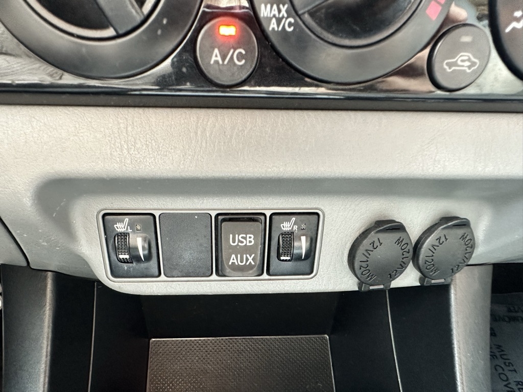 Toyota Tacoma 4WD Double Cab V6 MT (Natl) 2014