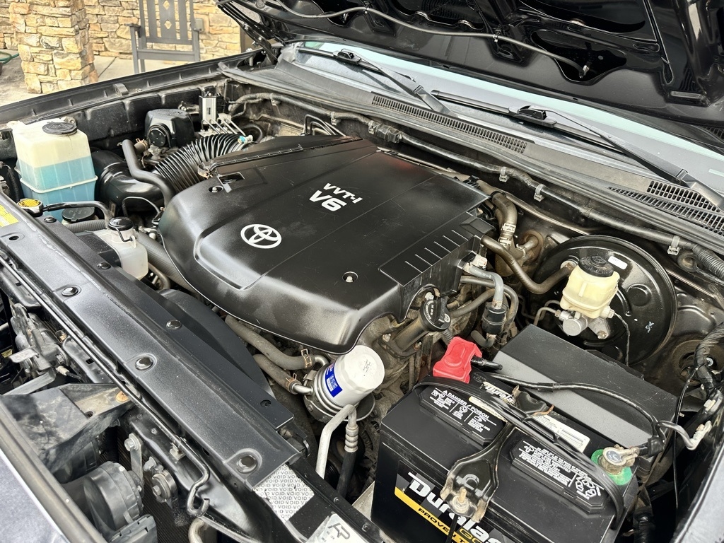 Toyota Tacoma 4WD Double Cab V6 MT (Natl) 2014