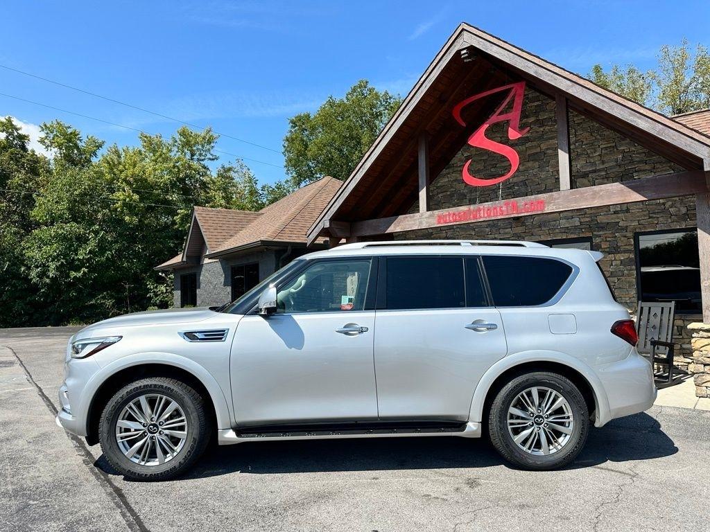 Infiniti QX80 LUXE AWD 2021