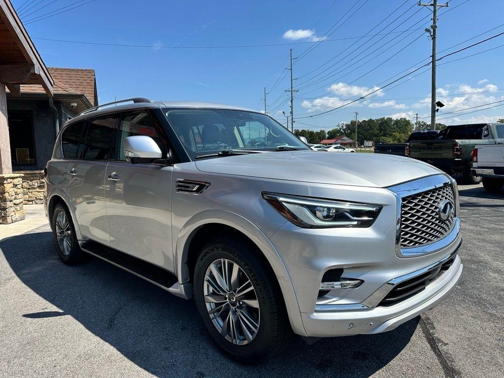 Infiniti QX80 LUXE AWD 2021