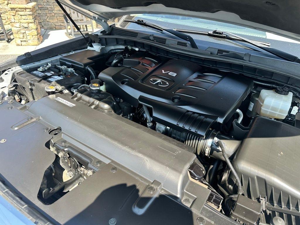 Infiniti QX80 LUXE AWD 2021