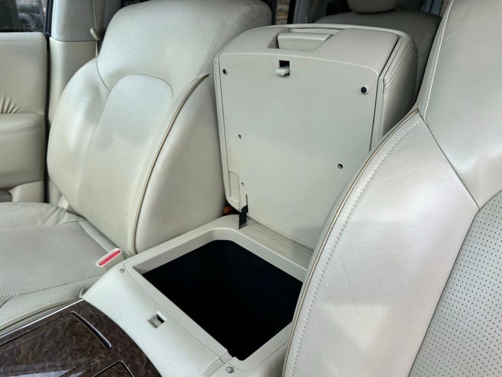 Infiniti QX80 2WD 4dr 2016