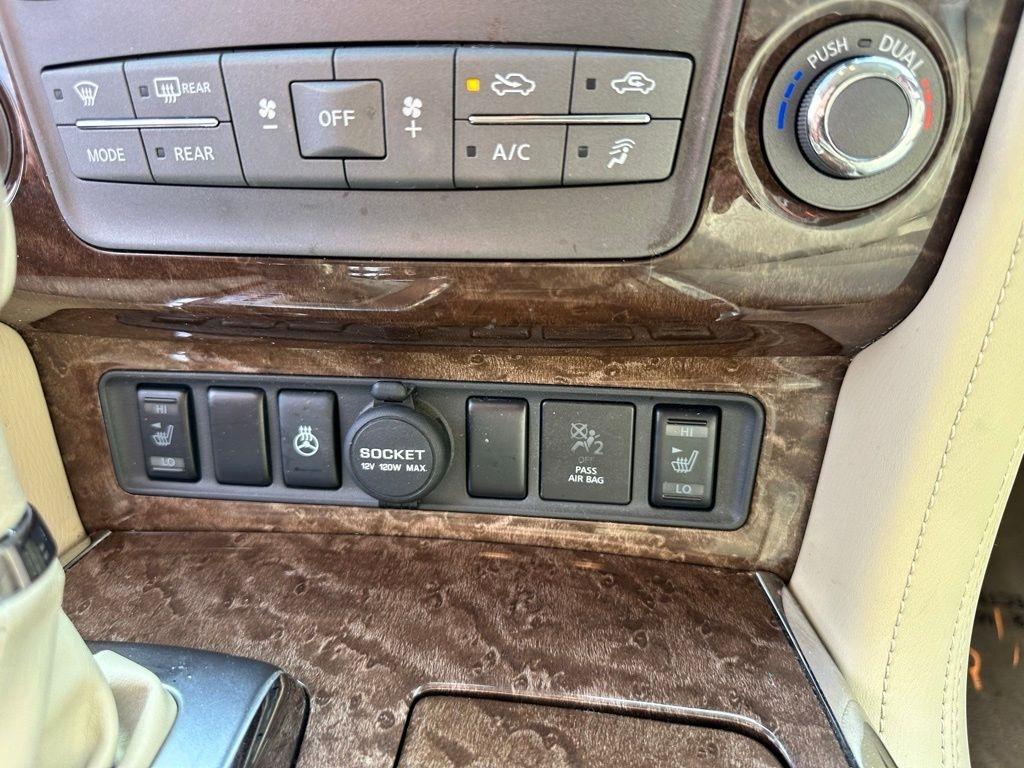 Infiniti QX80 2WD 4dr 2016