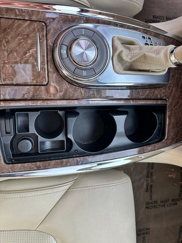 Infiniti QX80 2WD 4dr 2016