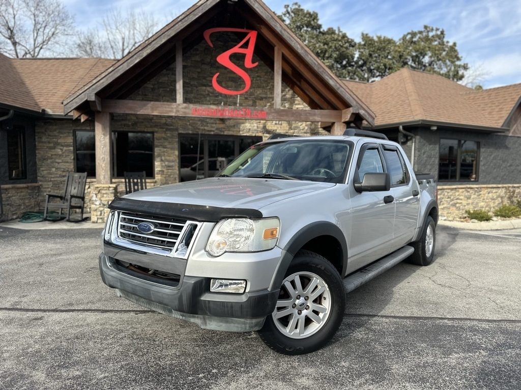 Ford Explorer Sport Trac RWD 4dr XLT 2010