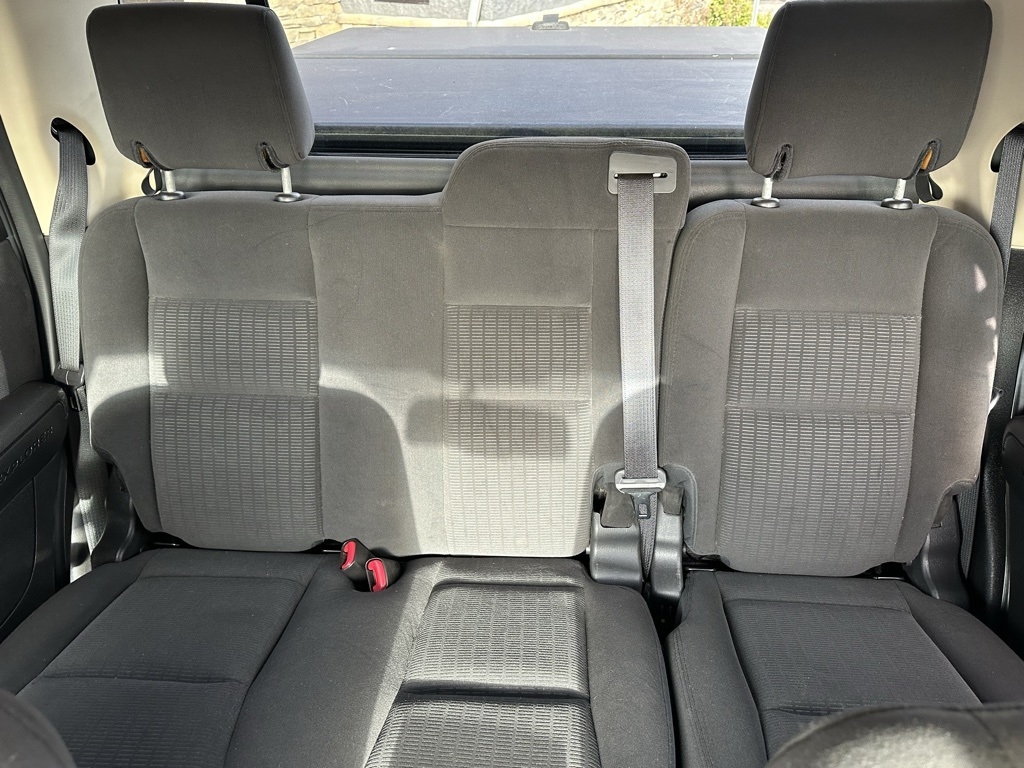 Ford Explorer Sport Trac RWD 4dr XLT 2010