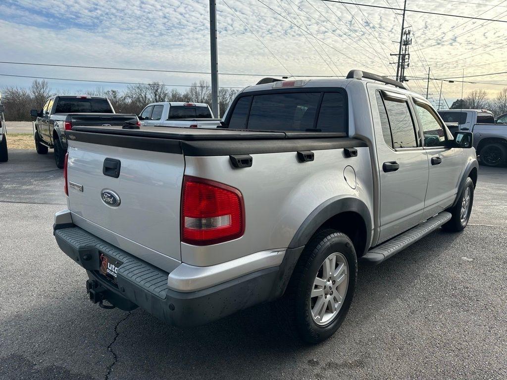 Ford Explorer Sport Trac RWD 4dr XLT 2010