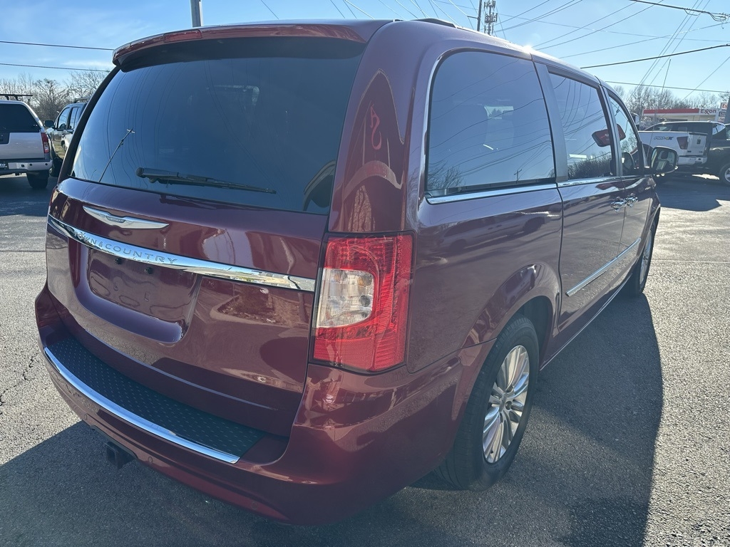 Chrysler Town & Country 4dr Wgn Touring-L 2015