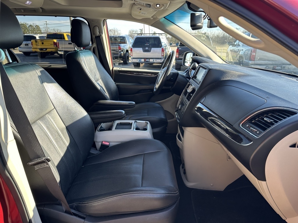 Chrysler Town & Country 4dr Wgn Touring-L 2015