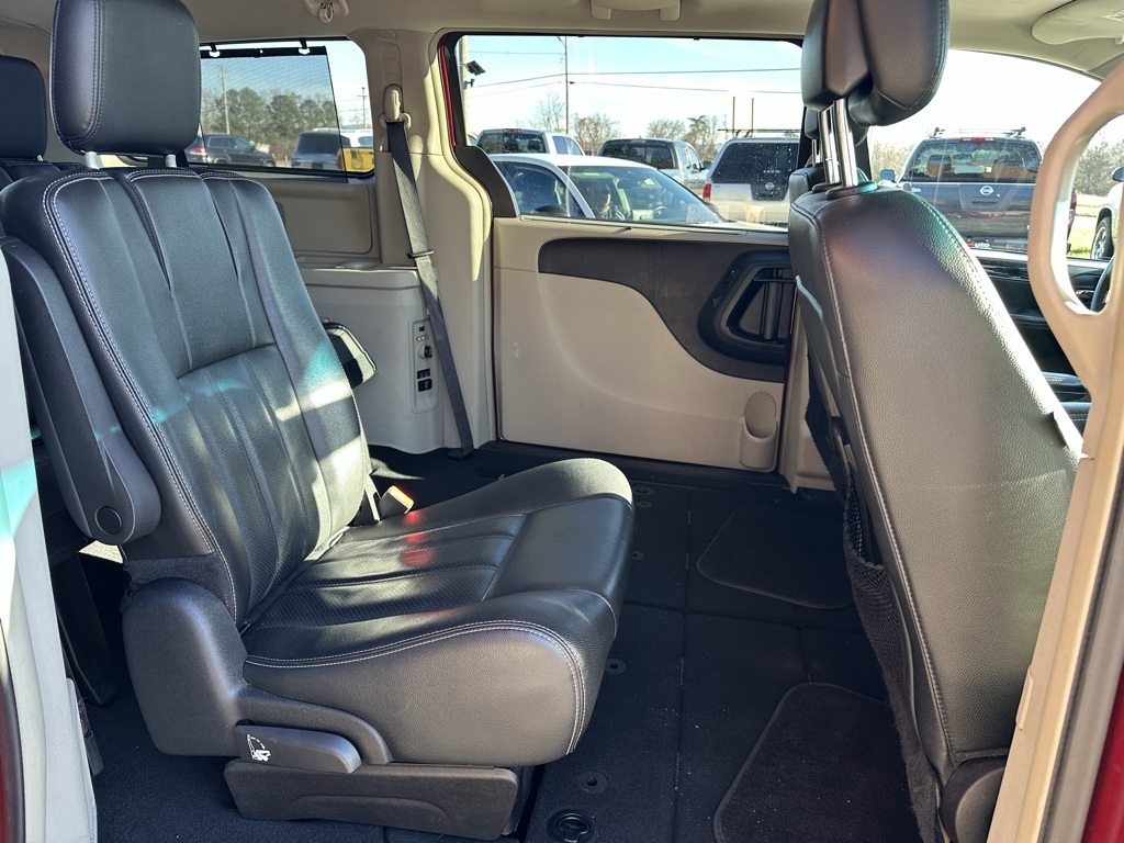 Chrysler Town & Country 4dr Wgn Touring-L 2015