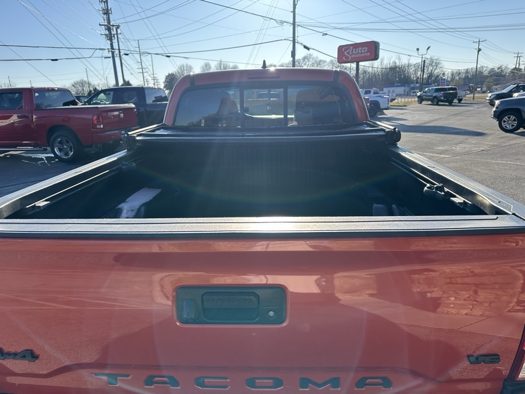 Toyota Tacoma 4WD Access Cab V6 AT TRD Off Road (Natl) 2016