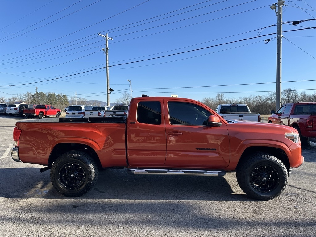 Toyota Tacoma 4WD Access Cab V6 AT TRD Off Road (Natl) 2016