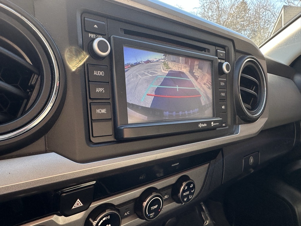 Toyota Tacoma 4WD Access Cab V6 AT TRD Off Road (Natl) 2016