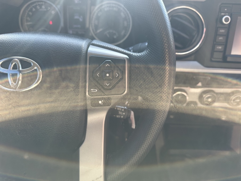 Toyota Tacoma 4WD Access Cab V6 AT TRD Off Road (Natl) 2016