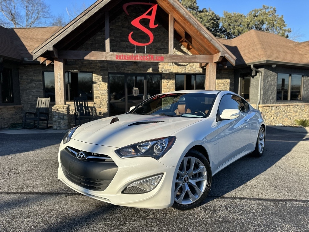 2013 Hyundai Genesis Coupe 2dr V6 3.8L Auto Grand Touring w/Tan Lth
