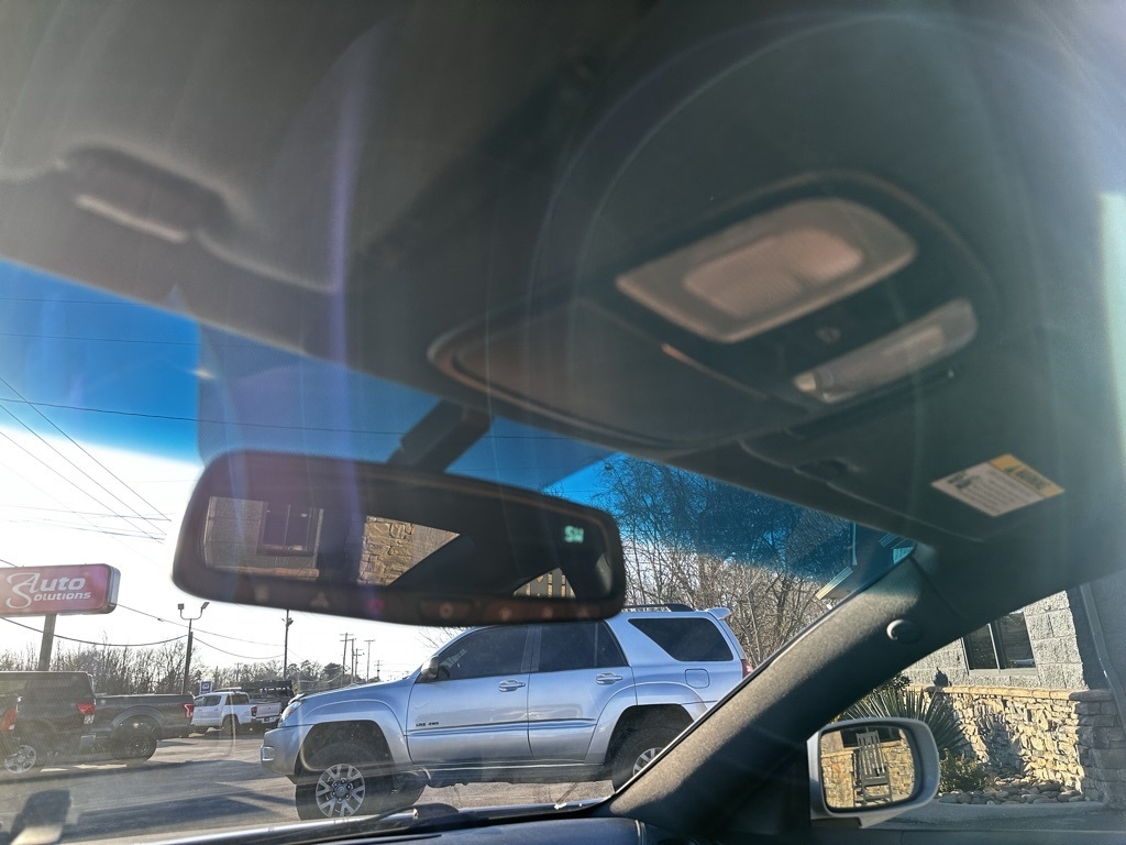 Hyundai Genesis Coupe 2dr V6 3.8L Auto Grand Touring w/Tan Lth 2013