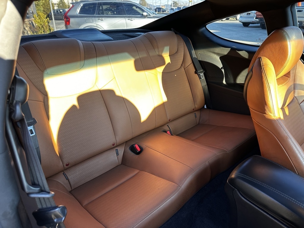 Hyundai Genesis Coupe 2dr V6 3.8L Auto Grand Touring w/Tan Lth 2013