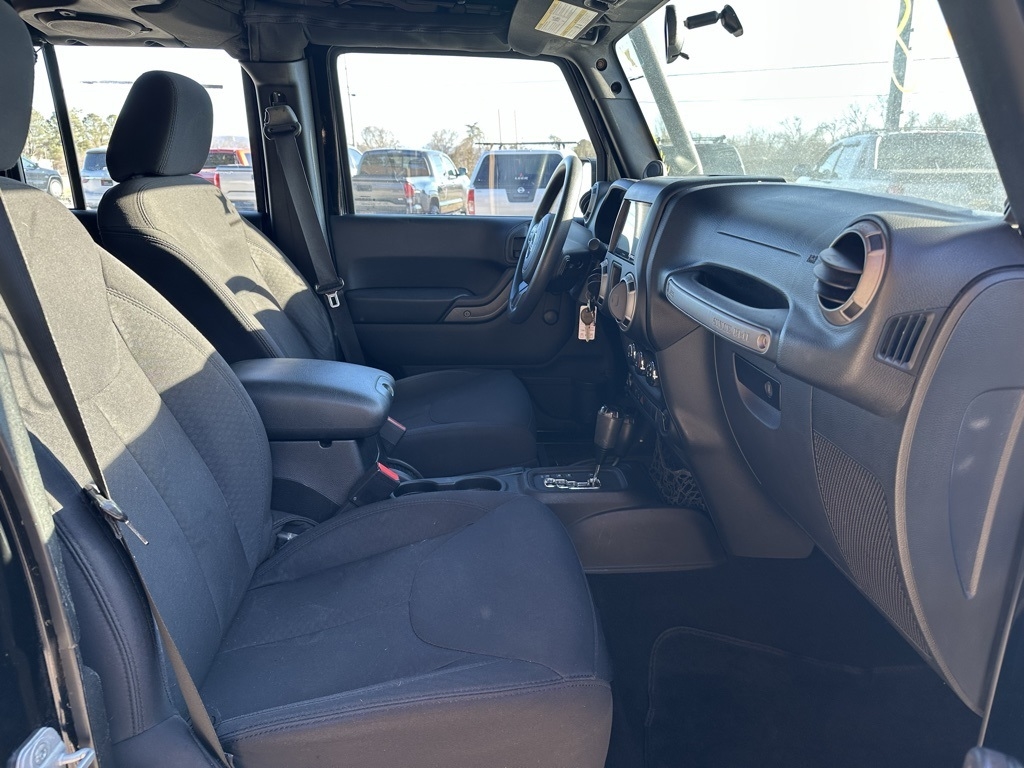 Jeep Wrangler Unlimited 4WD 4dr Sport 2013