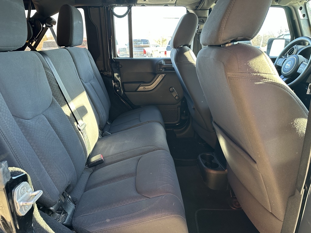 Jeep Wrangler Unlimited 4WD 4dr Sport 2013