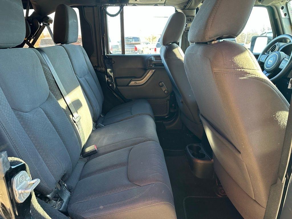 Jeep Wrangler Unlimited 4WD 4dr Sport 2013