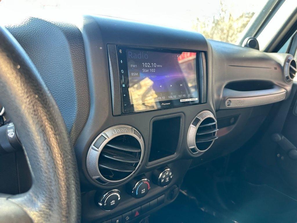 Jeep Wrangler Unlimited 4WD 4dr Sport 2013