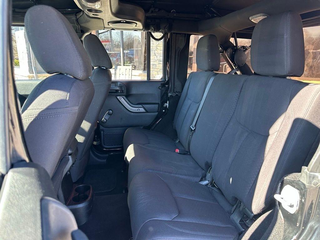 Jeep Wrangler Unlimited 4WD 4dr Sport 2013