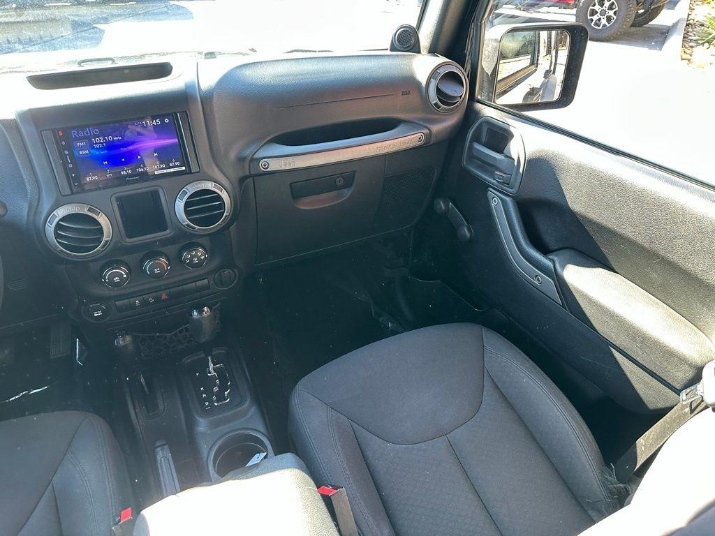 Jeep Wrangler Unlimited 4WD 4dr Sport 2013