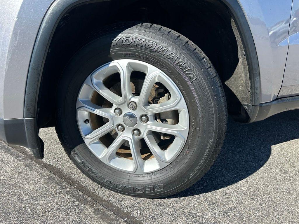 Jeep Grand Cherokee RWD 4dr Laredo 2015