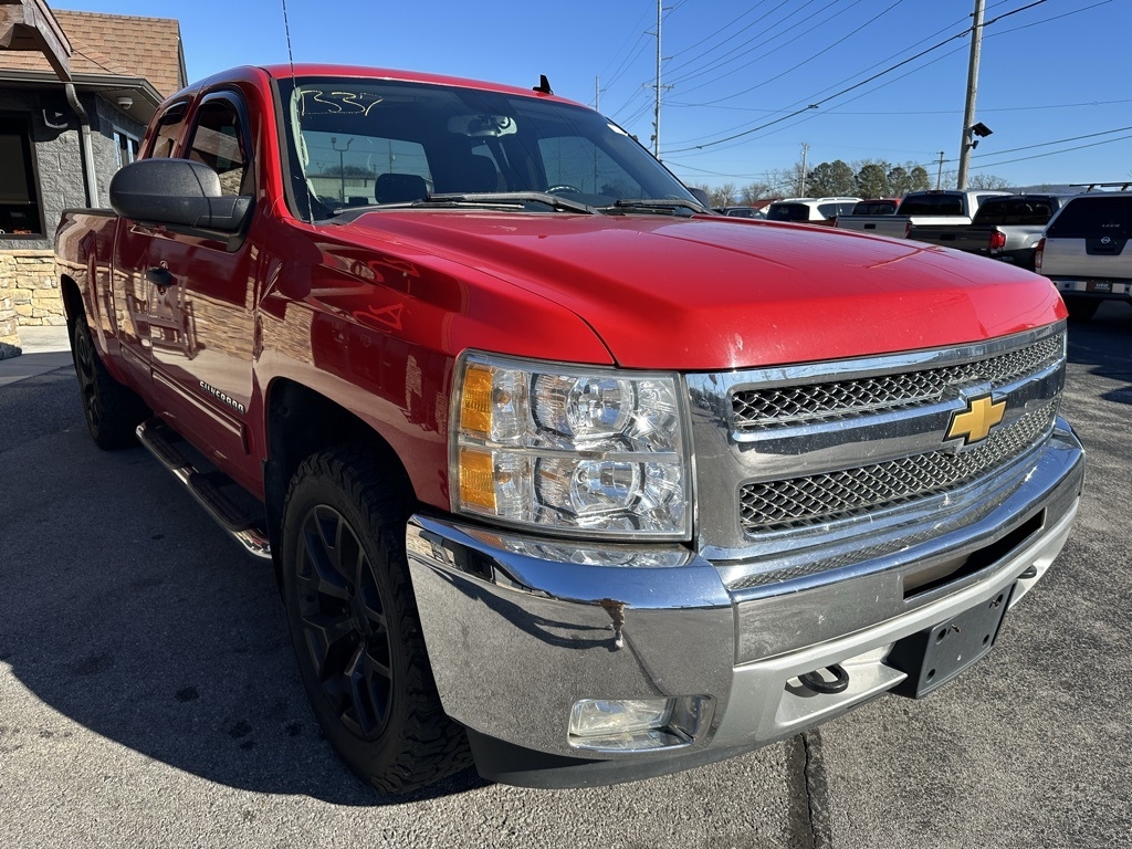Chevrolet Silverado 1500 4WD Ext Cab 143.5" LT 2013