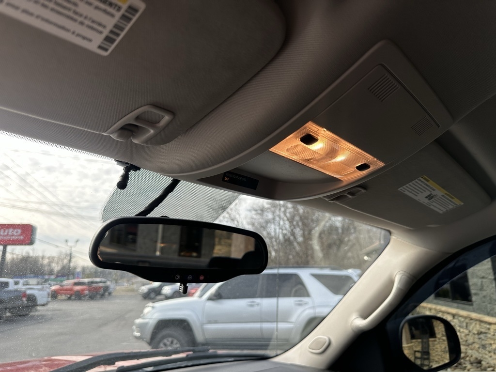 Chevrolet Silverado 1500 4WD Ext Cab 143.5" LT 2013