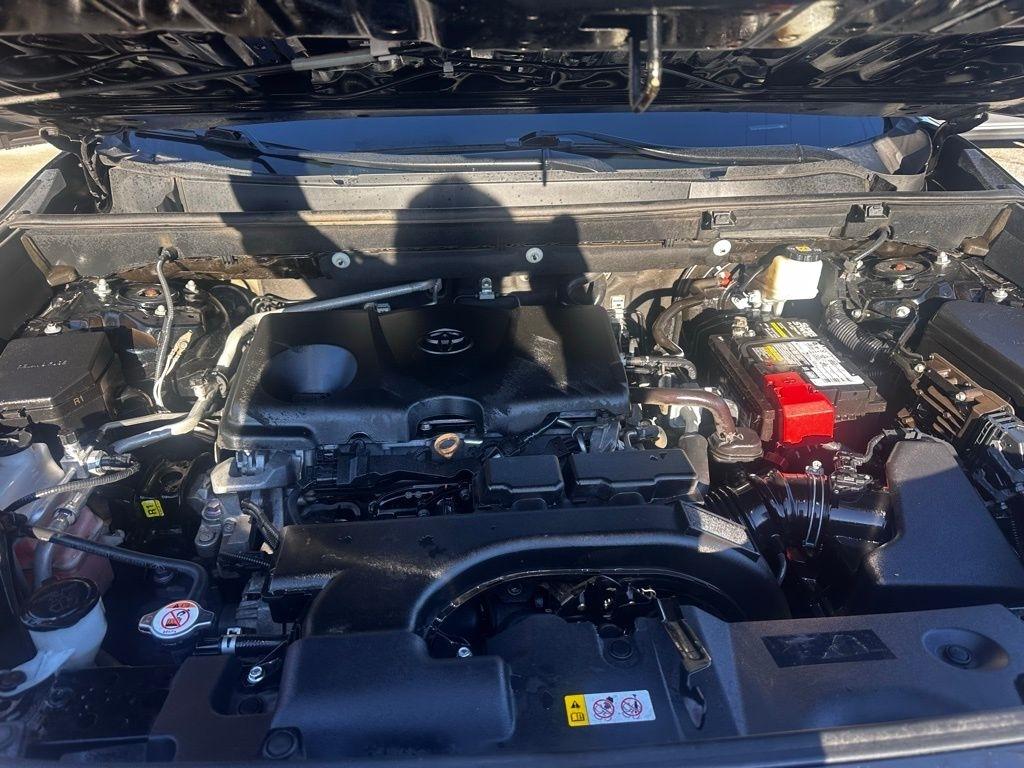 Toyota RAV4 XLE Premium FWD (Natl) 2019