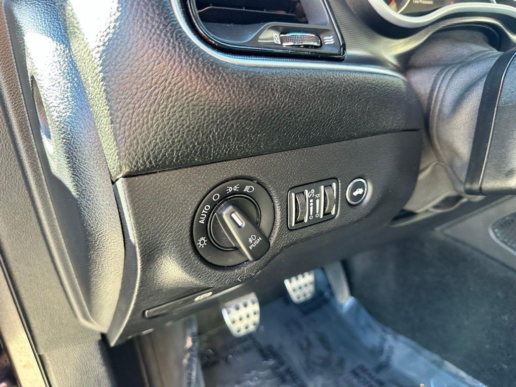 Dodge Challenger 2dr Cpe SRT 392 2015