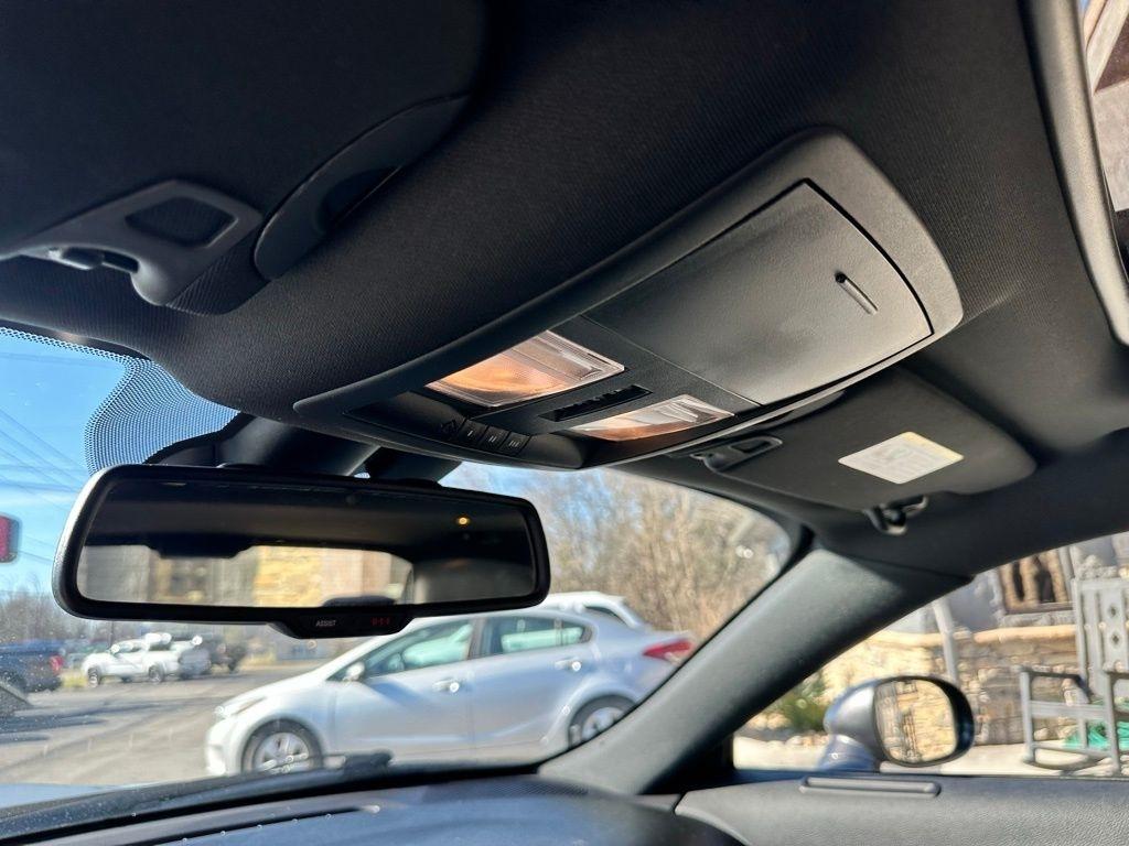 Dodge Challenger 2dr Cpe SRT 392 2015