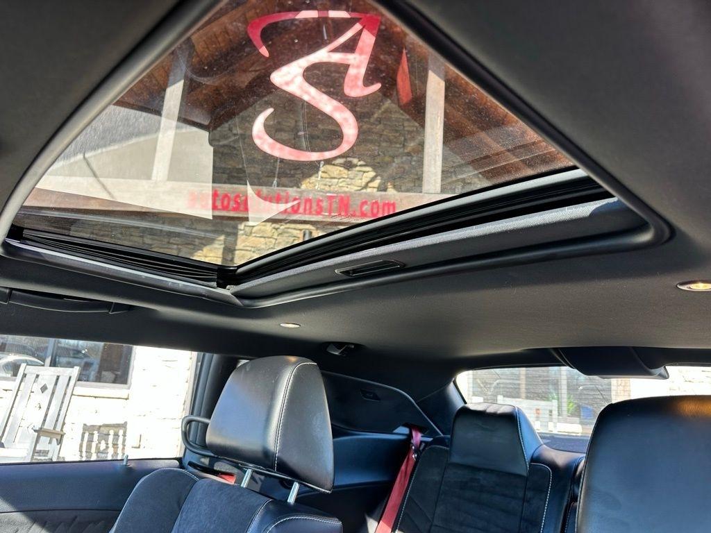 Dodge Challenger 2dr Cpe SRT 392 2015