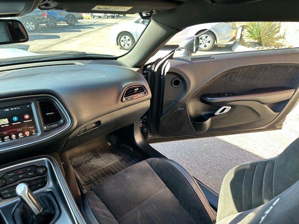 Dodge Challenger 2dr Cpe SRT 392 2015