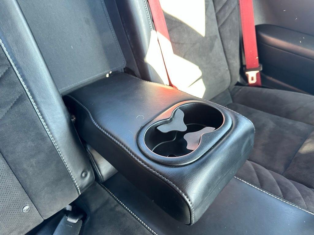 Dodge Challenger 2dr Cpe SRT 392 2015