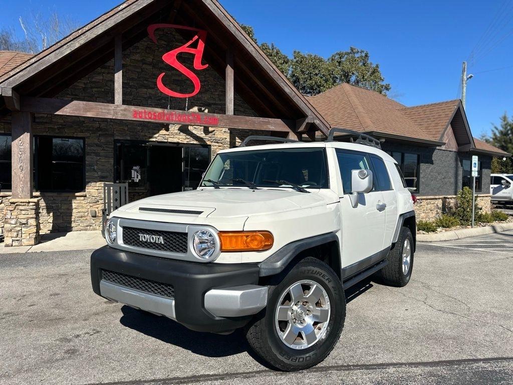 Toyota FJ Cruiser RWD 4dr Auto (Natl) 2010