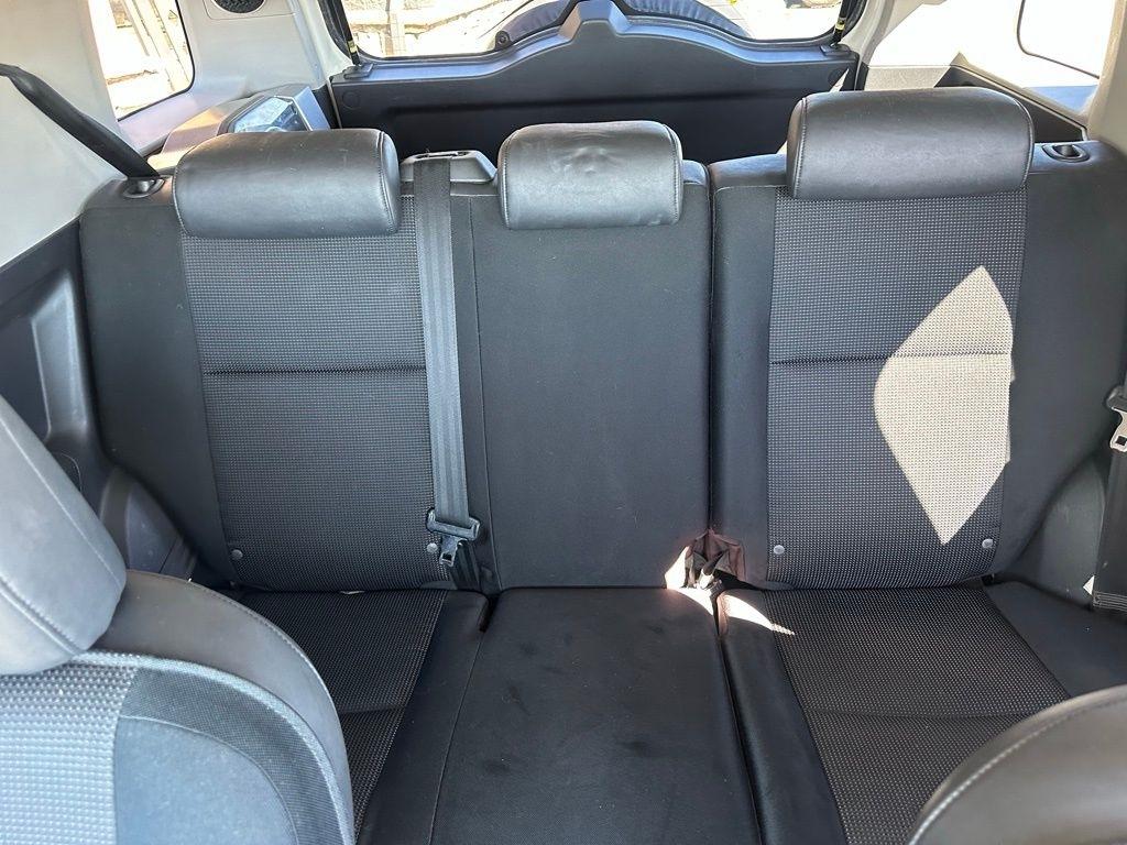 Toyota FJ Cruiser RWD 4dr Auto (Natl) 2010