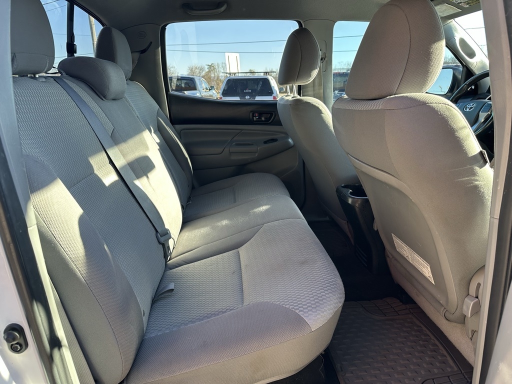 Toyota Tacoma 2WD Double Cab V6 AT PreRunner (Natl) 2013