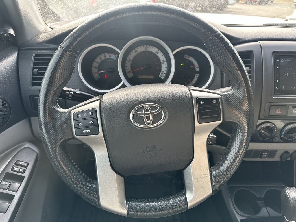 Toyota Tacoma 2WD Double Cab V6 AT PreRunner (Natl) 2013