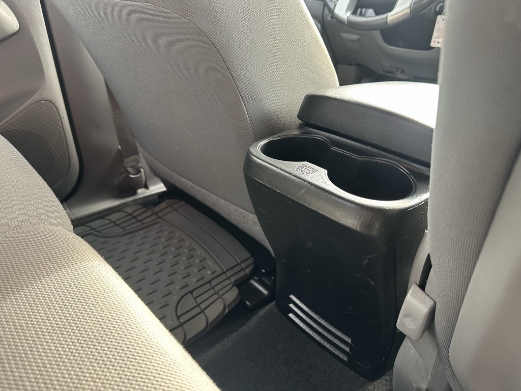 Toyota Tacoma 2WD Double Cab V6 AT PreRunner (Natl) 2013