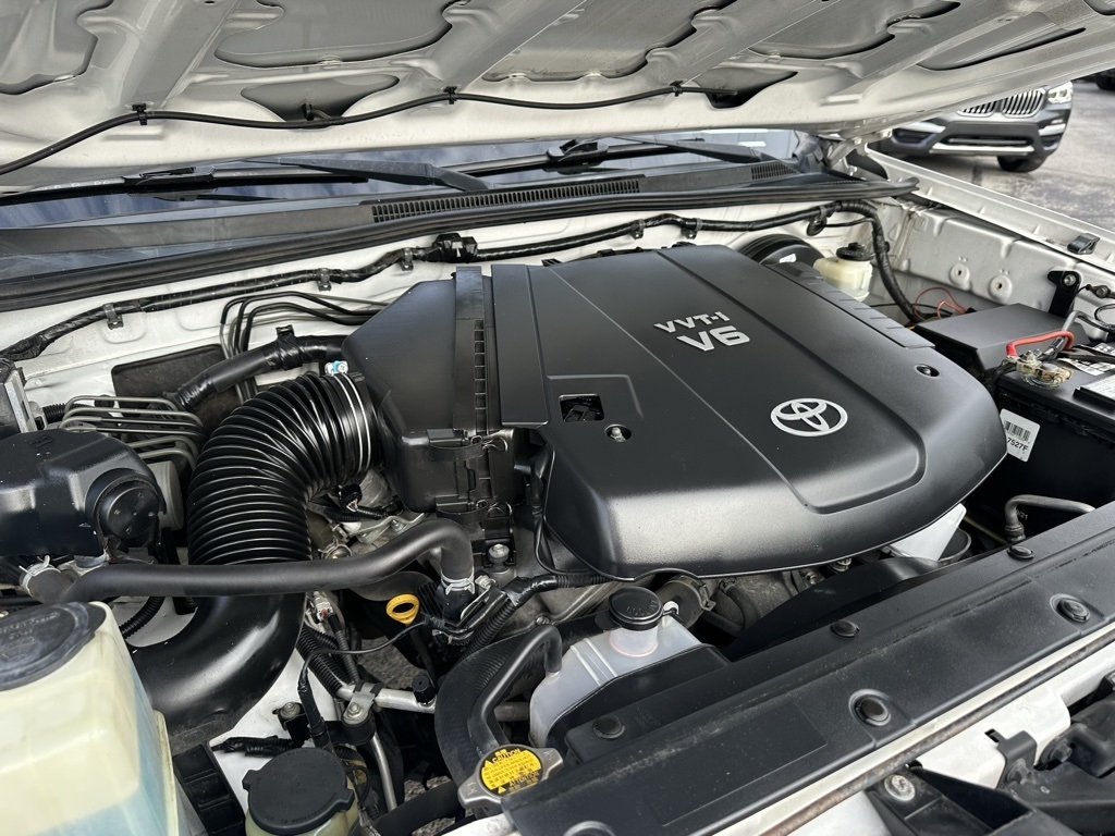 Toyota Tacoma 2WD Double Cab V6 AT PreRunner (Natl) 2013