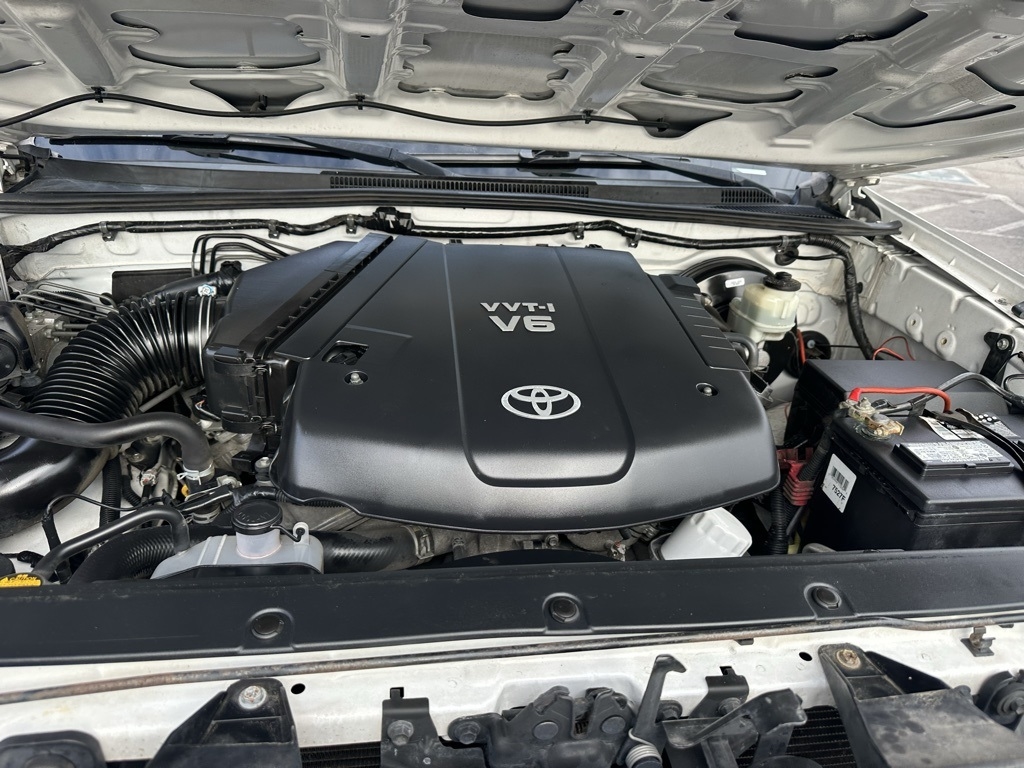 Toyota Tacoma 2WD Double Cab V6 AT PreRunner (Natl) 2013