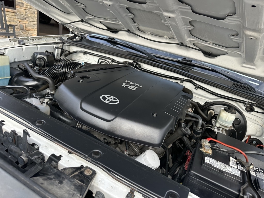 Toyota Tacoma 2WD Double Cab V6 AT PreRunner (Natl) 2013