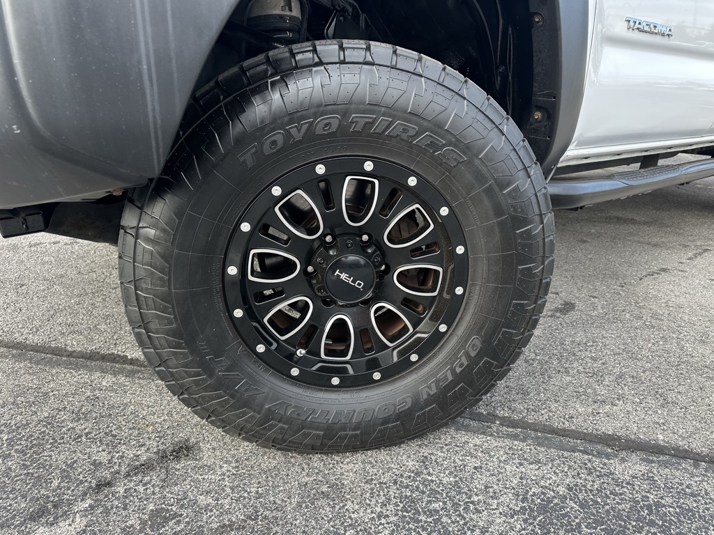 Toyota Tacoma 2WD Double Cab V6 AT PreRunner (Natl) 2013