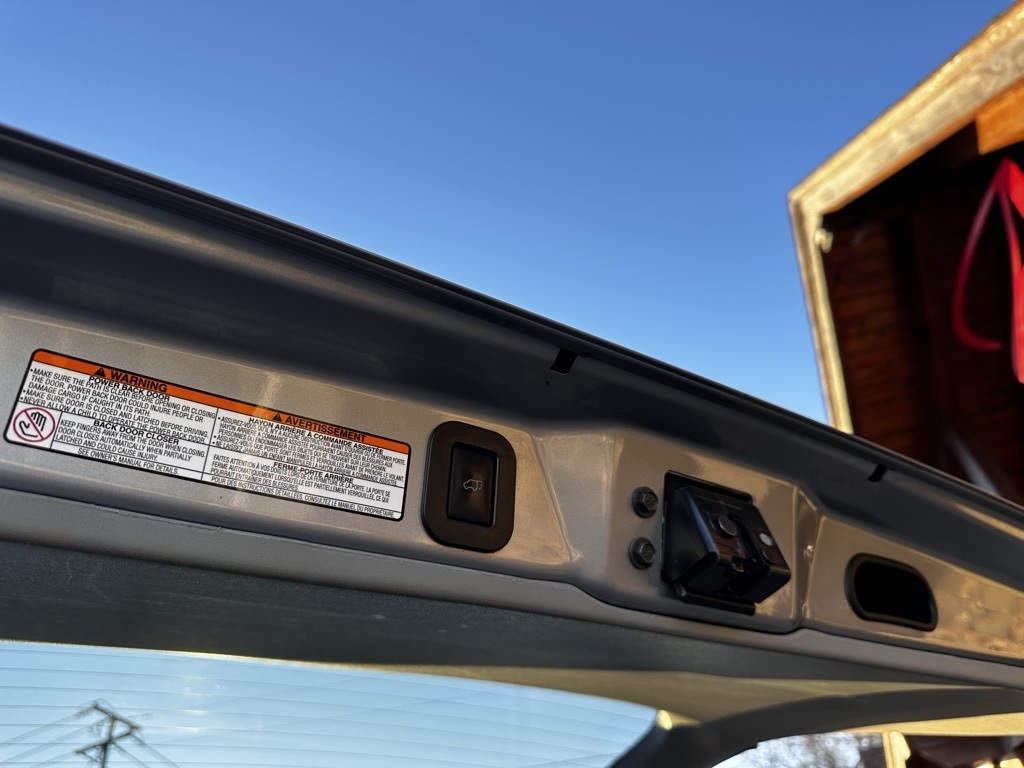 Toyota Sienna XLE Auto Access Seat FWD 7-Passenger (Natl) 2017