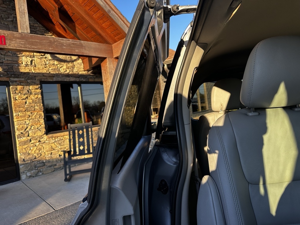 Toyota Sienna XLE Auto Access Seat FWD 7-Passenger (Natl) 2017