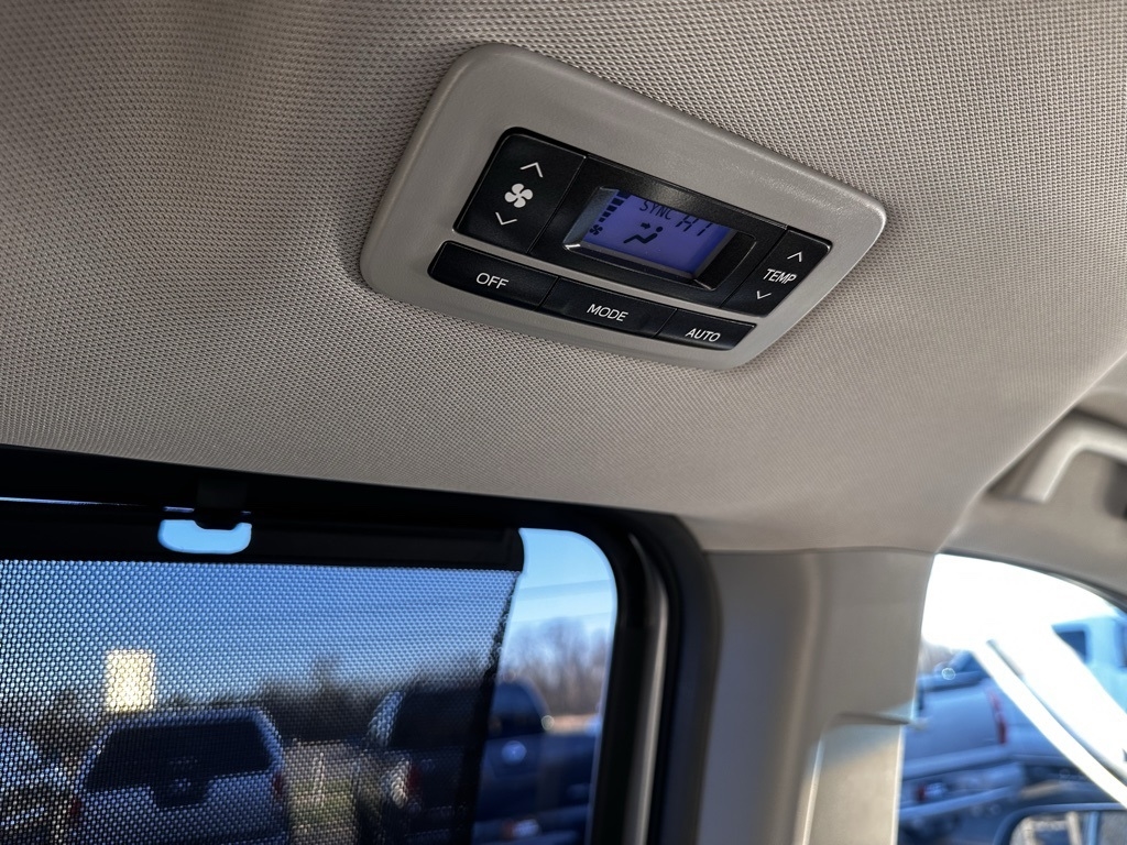 Toyota Sienna XLE Auto Access Seat FWD 7-Passenger (Natl) 2017