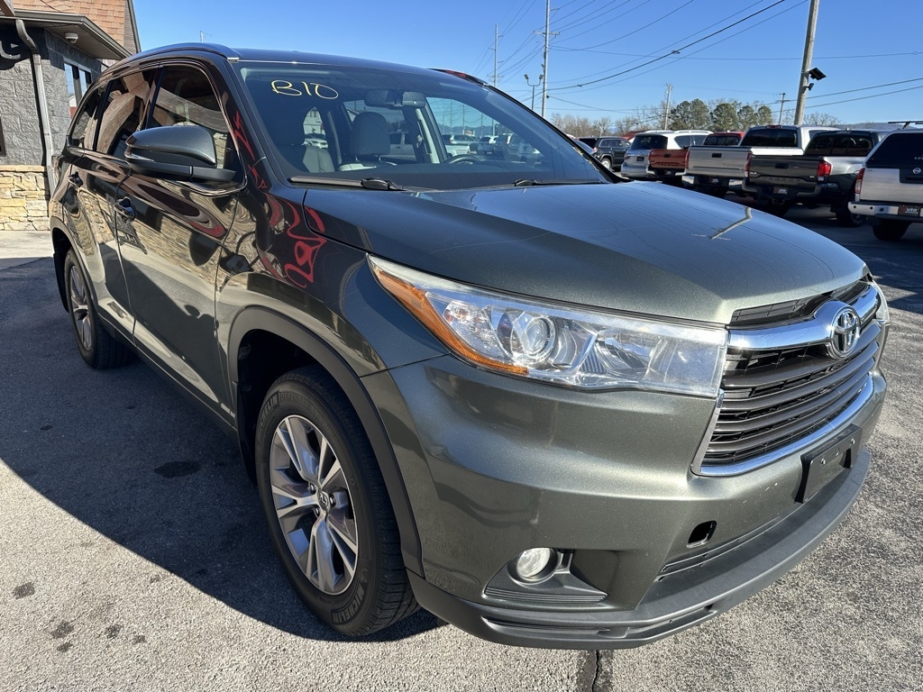 Toyota Highlander AWD 4dr V6 XLE (Natl) 2015